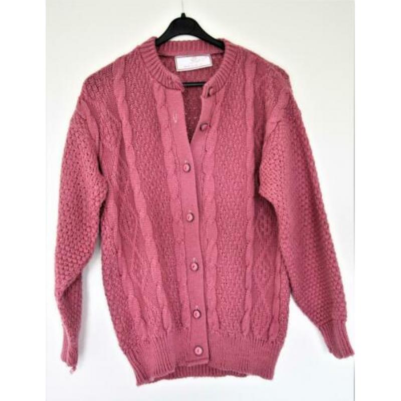 Oud roze vest