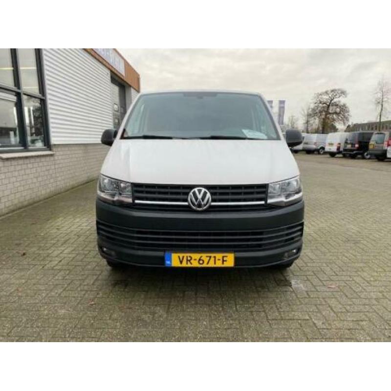 Volkswagen Transporter 2.0 TDI 140pk / L2H1 Trendline / dubb