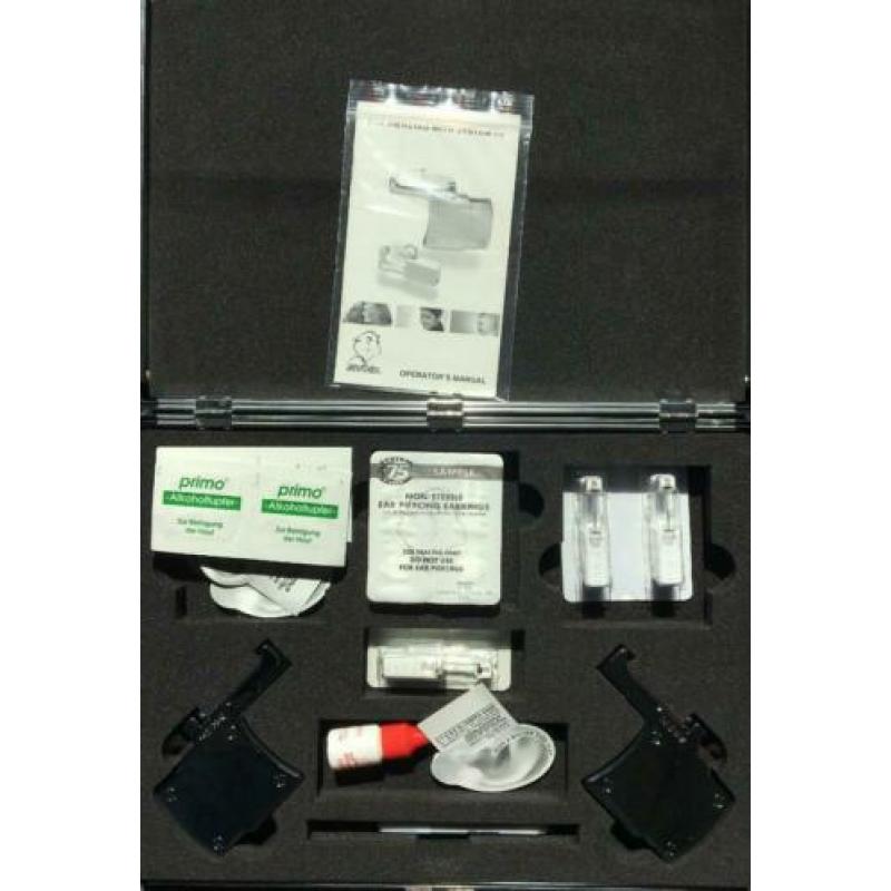 oorbellen schiet set / oorpiercing studex