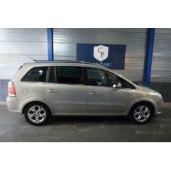 Opel Zafira 2.2 Cosmo AUTOMAAT/1E EIGENAAR/PANORAMADAK/NAVI/