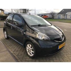 Toyota Aygo 1.0-12V [bj 2006] 5DRS/AIRCO+NW KOPPELING!