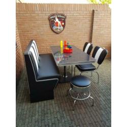 Amerikaanse diner bank stoelen fifties sixties Bel Air tafel