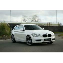 BMW 1-serie 114i EDE Business Sport wit Parelmoer 114.965 km