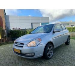 Hyundai Accent 1.4i Dynamic Airco 3drs Nieuwe APK NAP