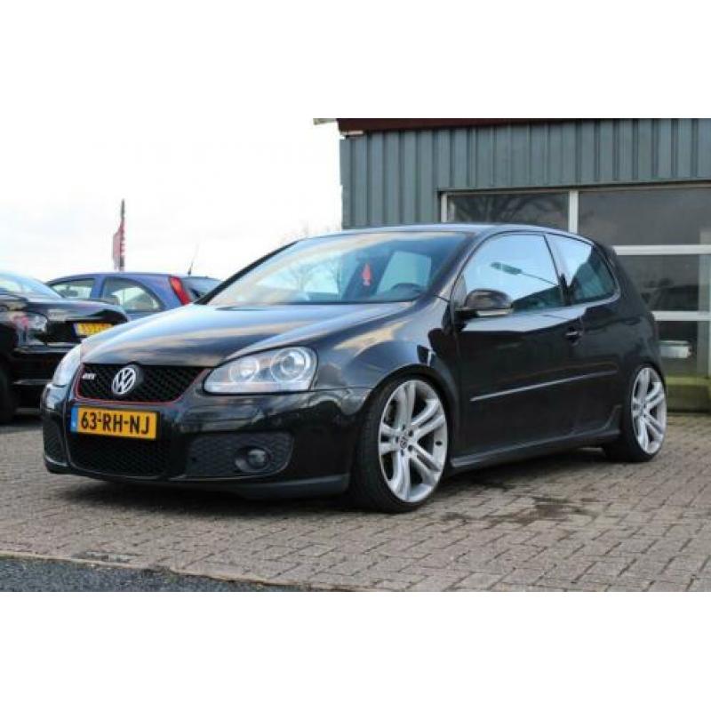 Volkswagen Golf 2.0 GTI schroefset excursion audio