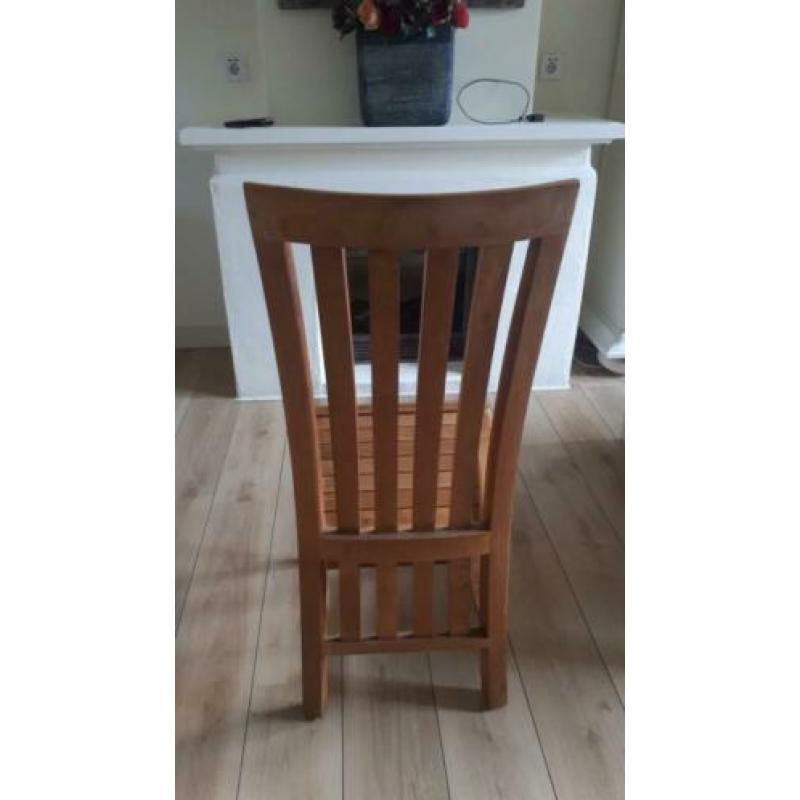 6 Eettafel/Eetkamer stoelen.