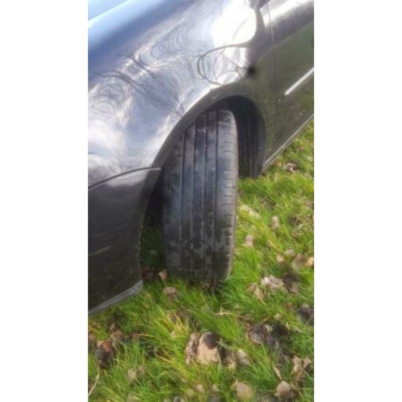 Volkswagen Golf 1.9 TDI 66KW 2005 Zwart