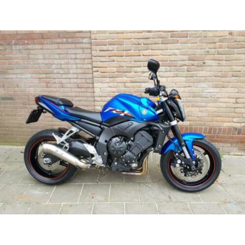 Yamaha FZ1 FZ 1 FZ-1 R1