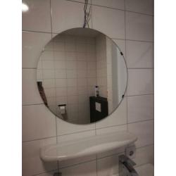 Wastafel, Grohe kraan, plateau en spiegel