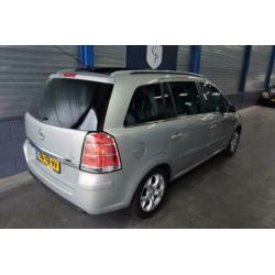 Opel Zafira 2.2 Cosmo AUTOMAAT/1E EIGENAAR/PANORAMADAK/NAVI/