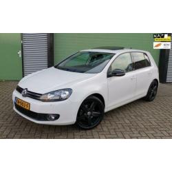 Volkswagen Golf 1.6 TDI 77KW BM 5D 2011 Wit VOL OPTIE
