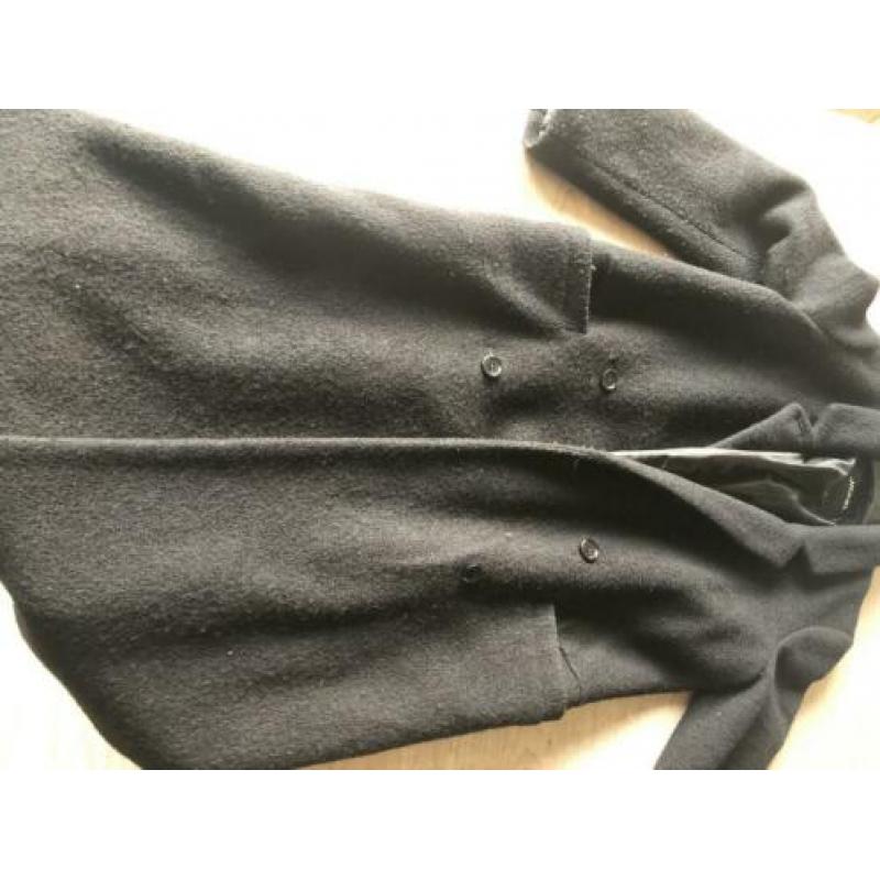 Monki mantel