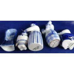 RUSLAND * BLAUW WITTE BEELDJES * 5 Stuks *