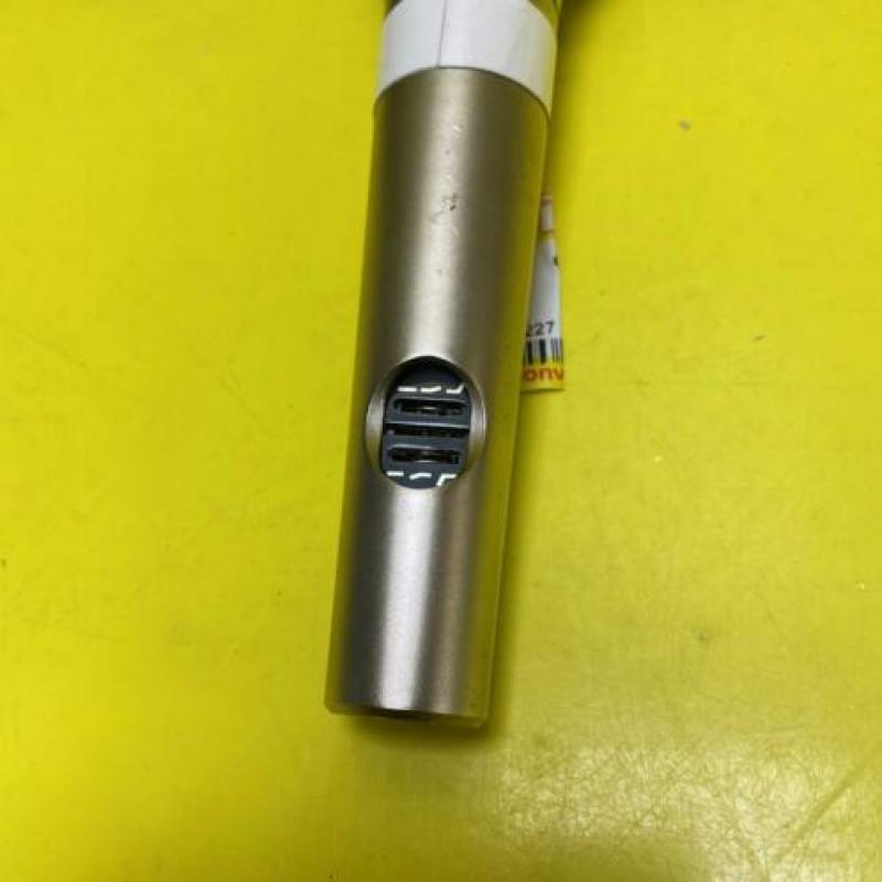 AKG | D330 BT | Microfoon | in hoes | Silver edition