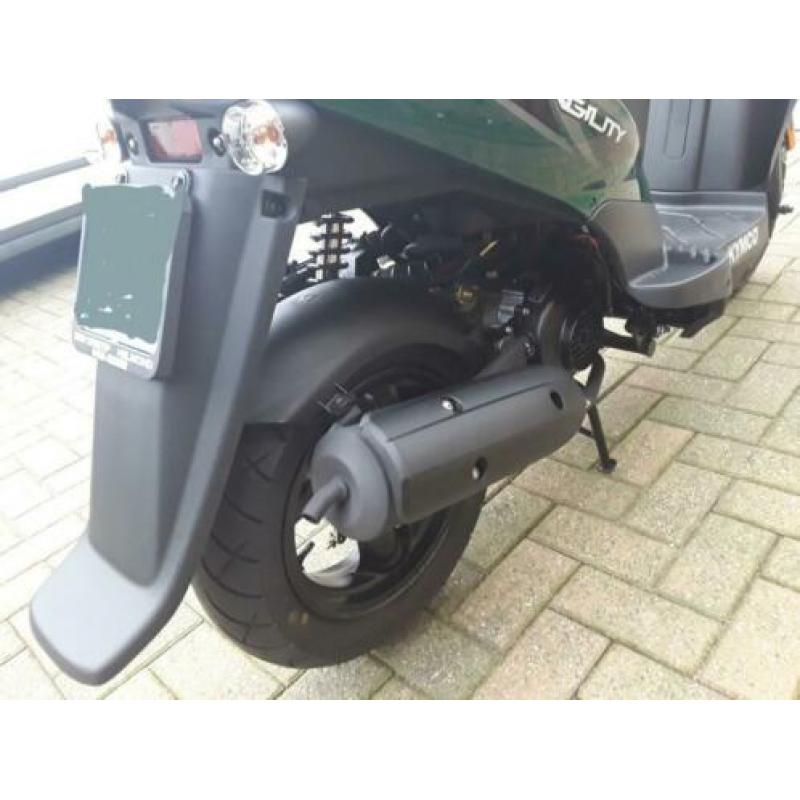 KYMCO AGILITY 12" Fat FR en windscherm, juni 2019, 333km