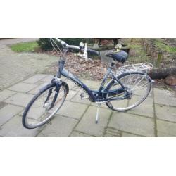 3 oma fietsen en 1 sloopomafiets en 1 batavus
