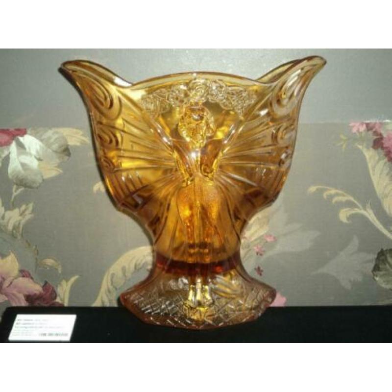 Mooie art deco vaas "Femme Papillon"