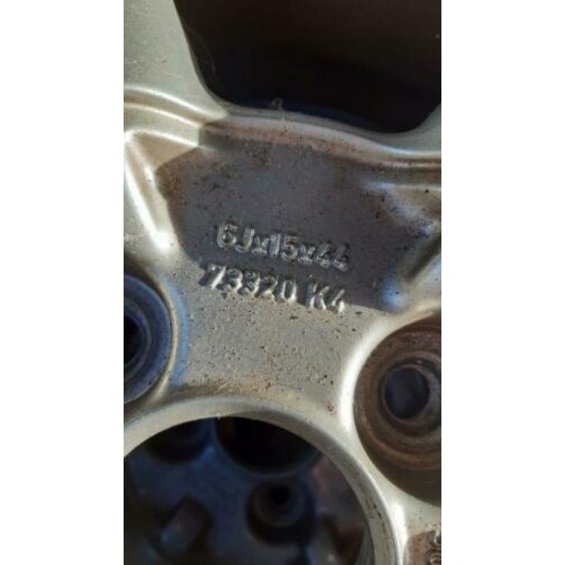 Velgen plus banden Volvo perfecte staat