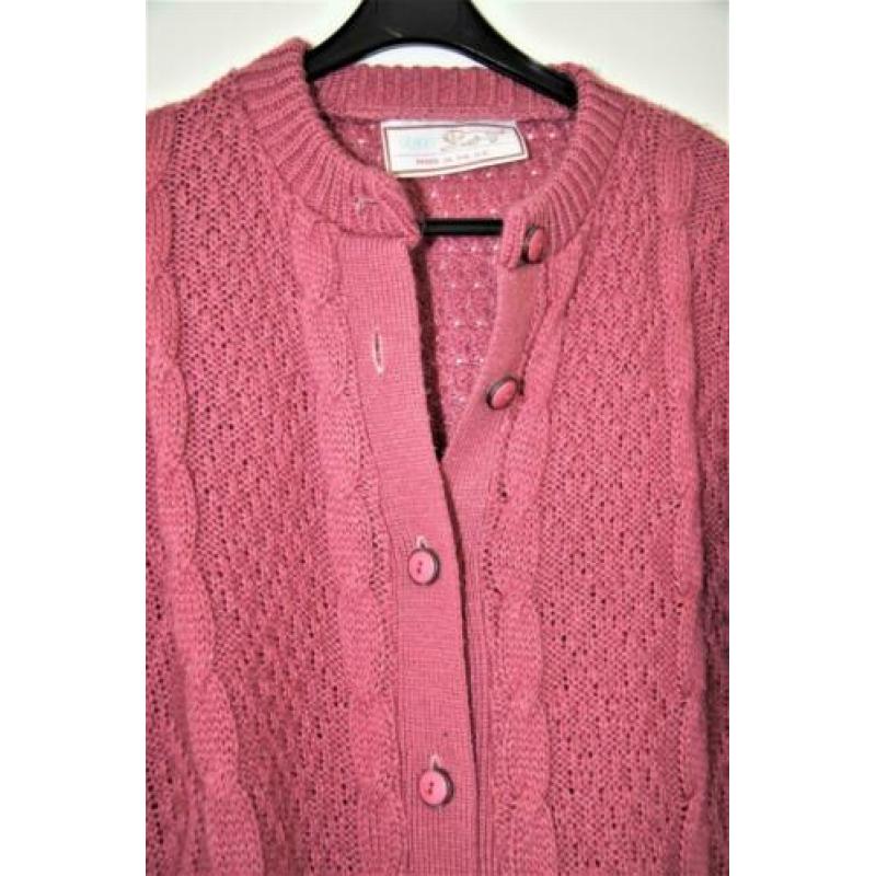 Oud roze vest