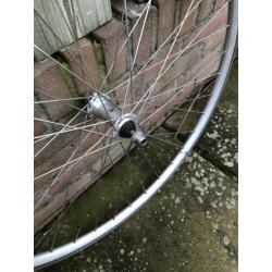 Fietswiel ,voorwiel 28 inch/ verende voorvork Koga etc.