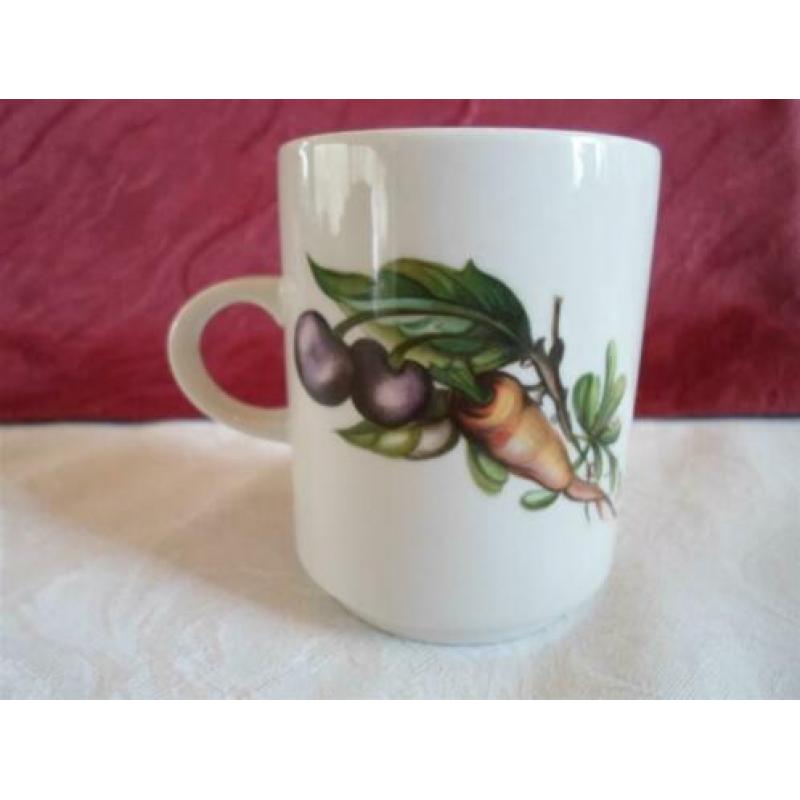 2 mokken Royco. Villeroy en Boch