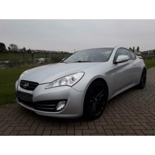 Hyundai Genesis coupe 3.8 V6 AUT 2010