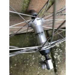 Fietswiel ,voorwiel 28 inch/ verende voorvork Koga etc.