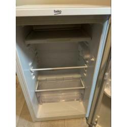 Beko tafelmodel koelkastje nieuwstaat !!!