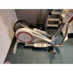 flow fitness crosstrainer