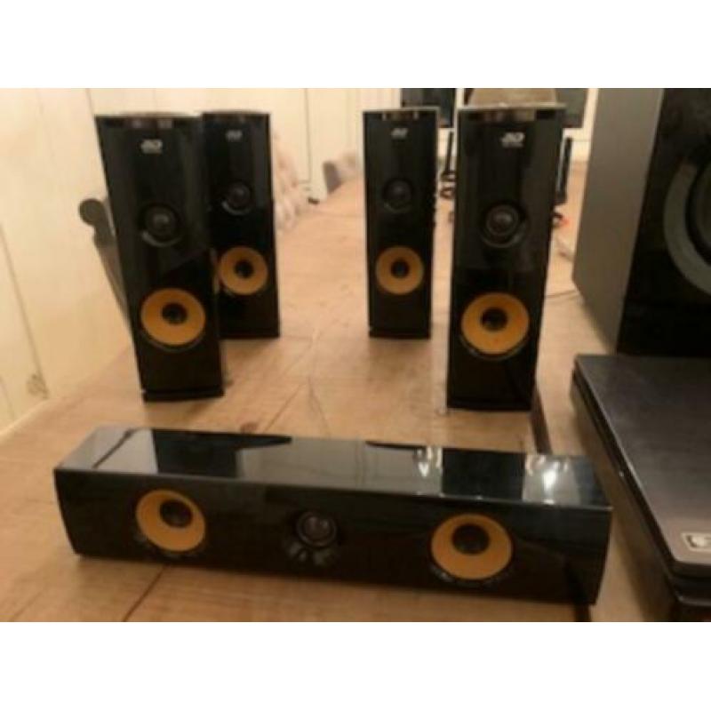 LG Home cinema set 3 D surround systeem