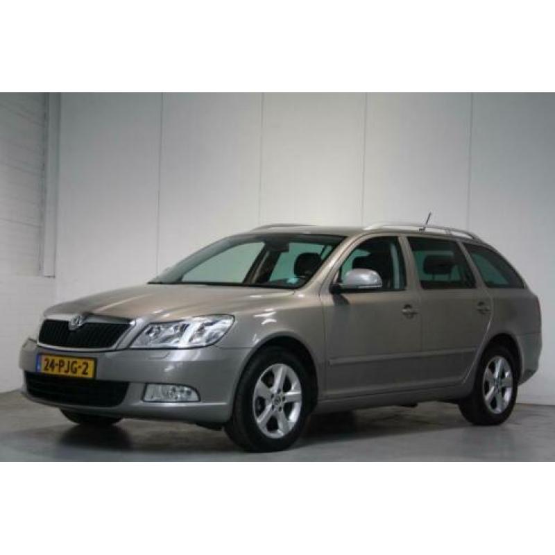 Skoda Octavia Combi 1.2 TSI Elegance Business Line NAVI|LEER
