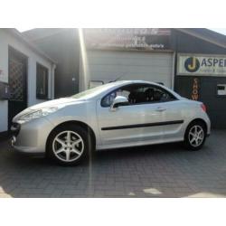 Peugeot 207 CC 1.6 VTi Première ! AIRCO / LEER !