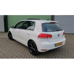 Volkswagen Golf 1.6 TDI 77KW BM 5D 2011 Wit VOL OPTIE