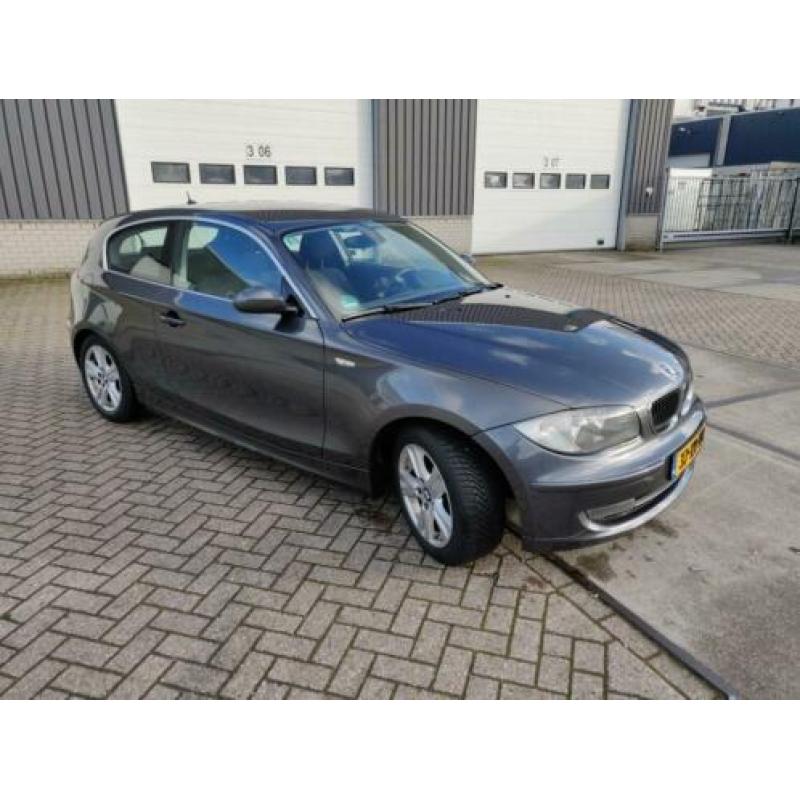 BMW 1-Serie 2.0 D 118 3DR 100KW 2007 Grijs