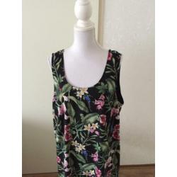 376. Miss Etam Top Zwart ZGAN maat 52