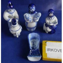 RUSLAND * BLAUW WITTE BEELDJES * 5 Stuks *