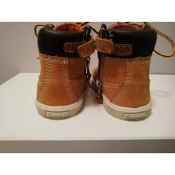 Timberland schoentjew boots maat 22 zwarte gympen maat 22
