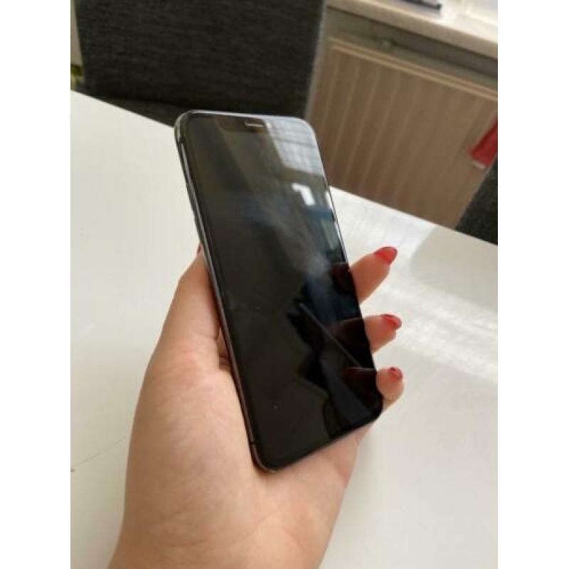 iPhone X 64GB zwart | 90% batterij incl factuur en garantie