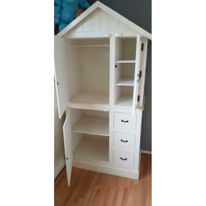 Mooie kinderkamer tekoop