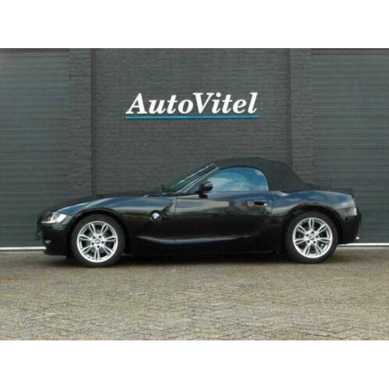 BMW Z4 Roadster 2.2i Leder, HiFi Premium, Cruise-Control, EC