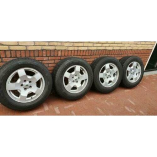 LandRover Disco 3/4 velgen+winterbanden 18 inch+dakdragers