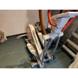 flow fitness crosstrainer