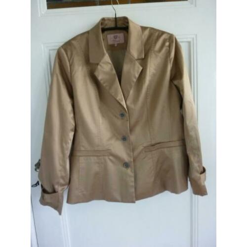 La Ligna: Mat goudkleurige blazer. Maat 44
