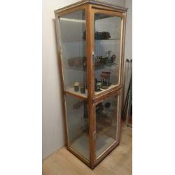 Vintage vitrinekast