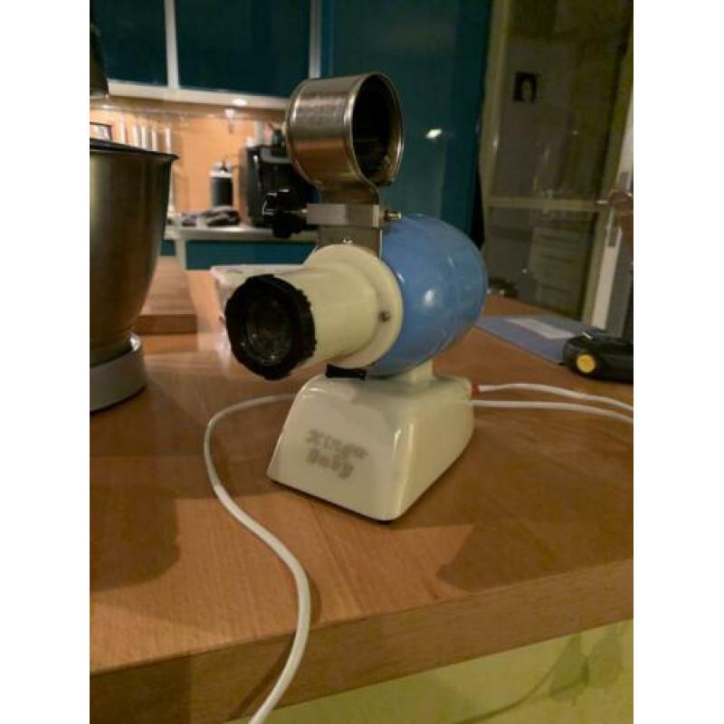 Film projector Kinga Baby