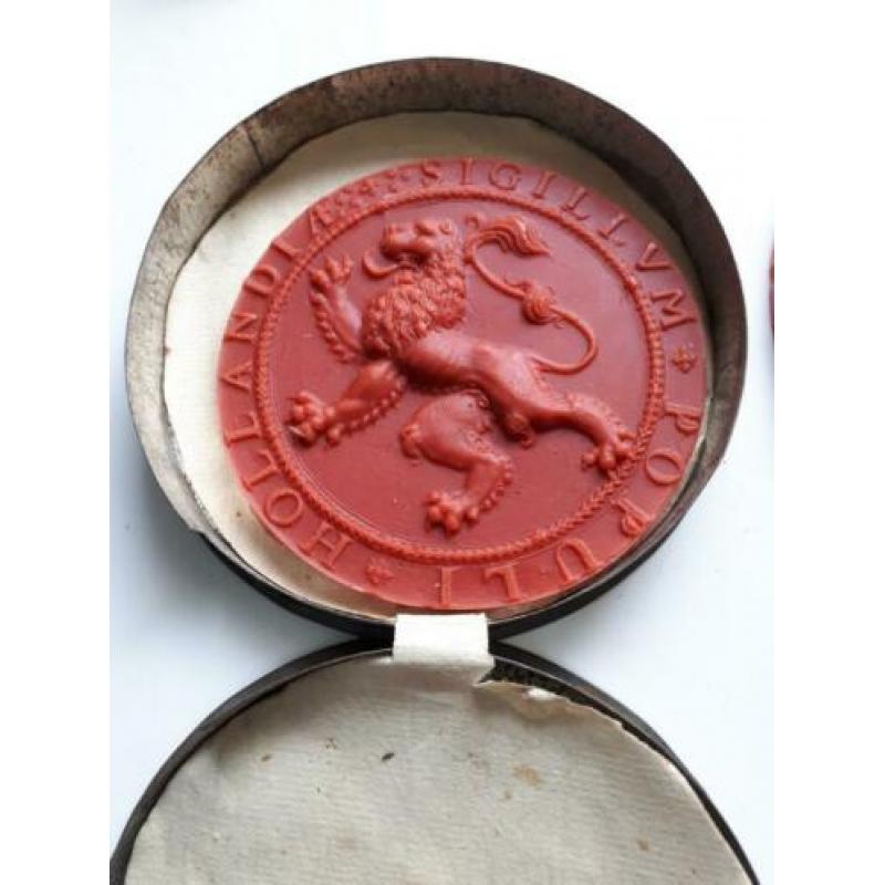 Heraldiek zegels 3 Holland België Leeuw rood en groot