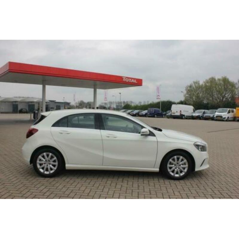 Mercedes-Benz A-Klasse 200 CDI 136pk Navigatie - Volleder -