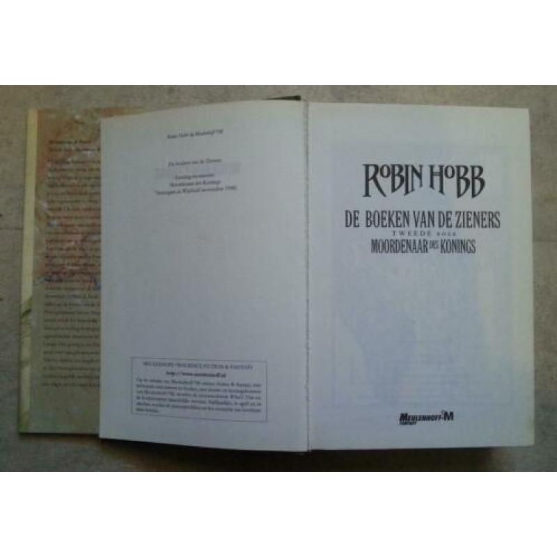 Robin Hobb - Boeken van de Zieners (rug omslagen verkleurd)