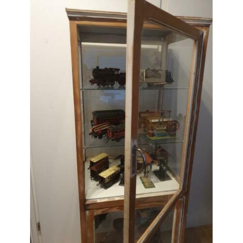 Vintage vitrinekast