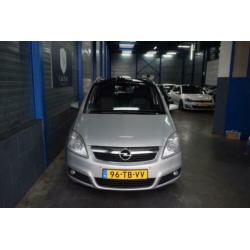 Opel Zafira 2.2 Cosmo AUTOMAAT/1E EIGENAAR/PANORAMADAK/NAVI/